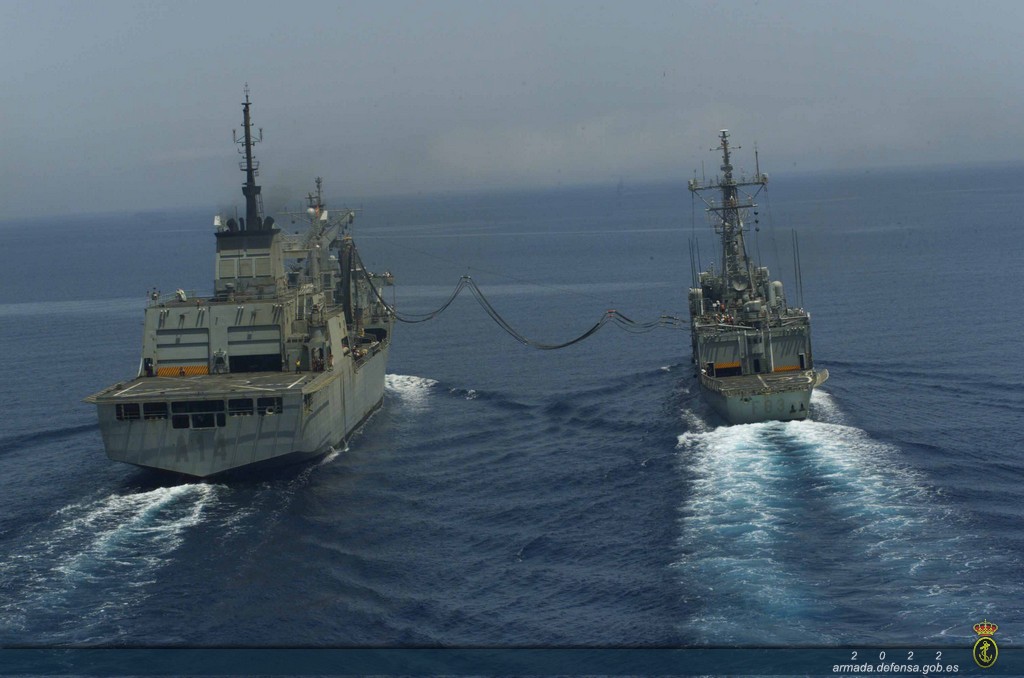 Fueling at sea maneuver between the Frigate "Numancia" (F-83) and the Replenishment Ship "Patiño" (A-14)